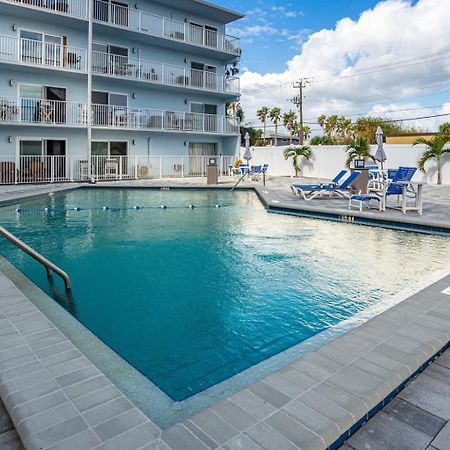 Stunning Ocean Views Steps From The Beach With Pool! Fabulous 4Th Floor Studio! New Smyrna Beach Exteriör bild