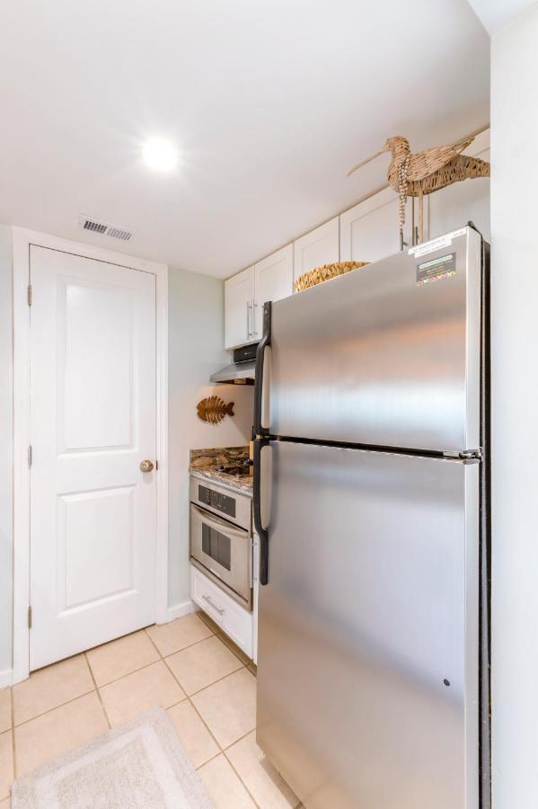 Stunning Ocean Views Steps From The Beach With Pool! Fabulous 4Th Floor Studio! New Smyrna Beach Exteriör bild