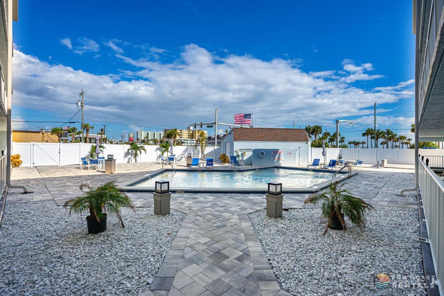 Stunning Ocean Views Steps From The Beach With Pool! Fabulous 4Th Floor Studio! New Smyrna Beach Exteriör bild